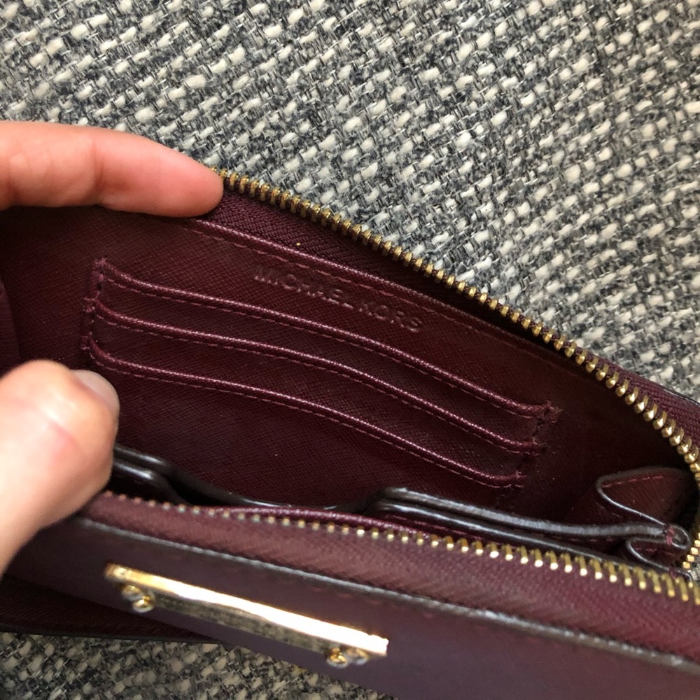 Michael Kors Multi Function Phone Wristlet - image 7